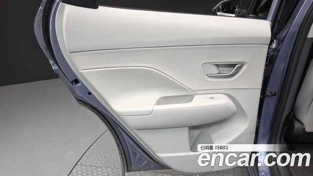 Hyundai Kona 2023 — photo 15