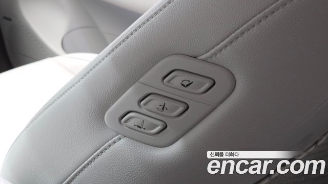 Hyundai Kona 2023 — photo 35