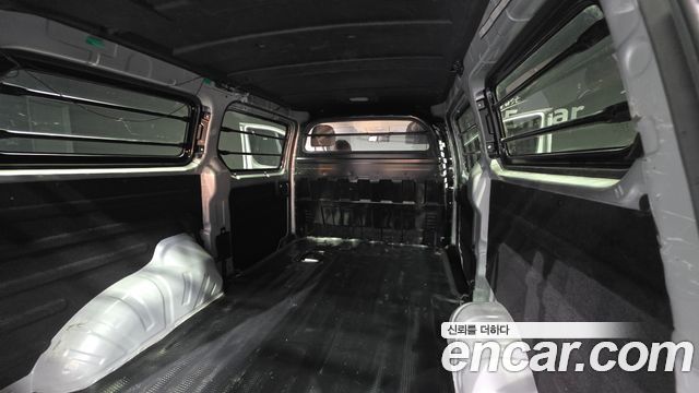 Hyundai Starex 2021 — photo 19