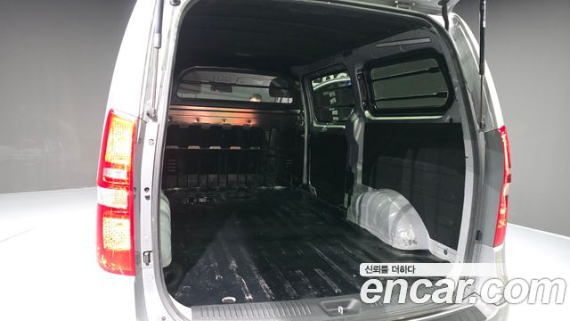 Hyundai Starex 2021 — photo 20