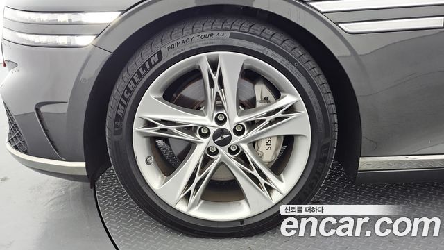 Genesis G90 2022 — photo 5
