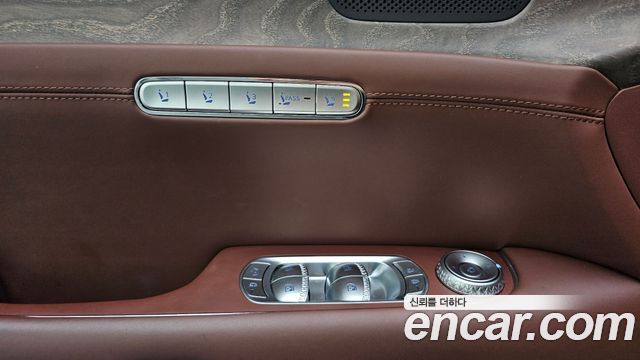 Genesis G90 2022 — photo 15