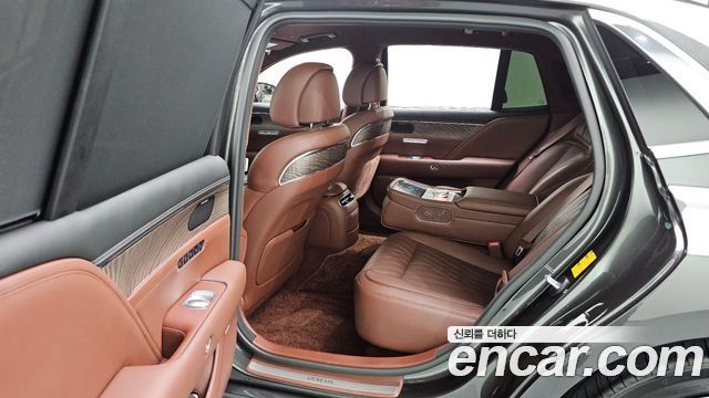 Genesis G90 2022 — photo 19