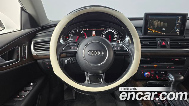 Audi A7 2015 — photo 18