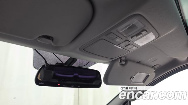 Hyundai Starex 2014 — photo 23