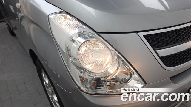 Hyundai Starex 2014 — photo 8