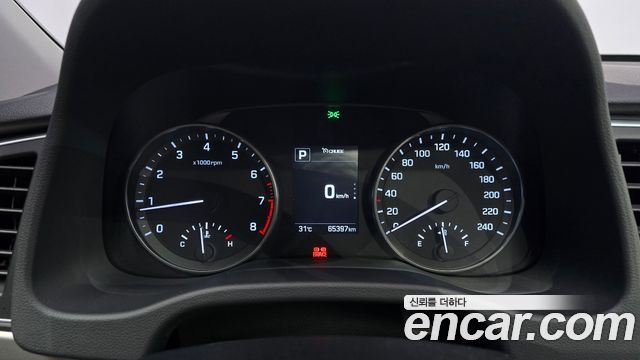 Hyundai AVANTE 2016 — photo 8