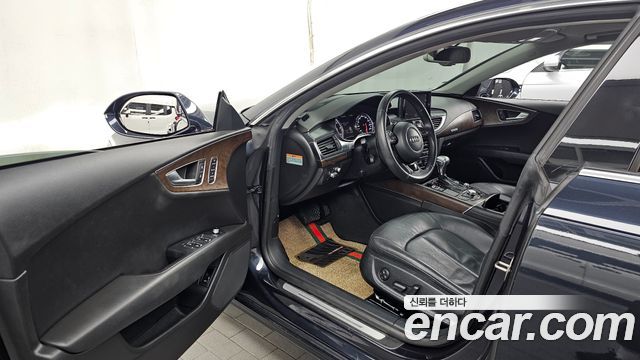 Audi A7 2014 — photo 10