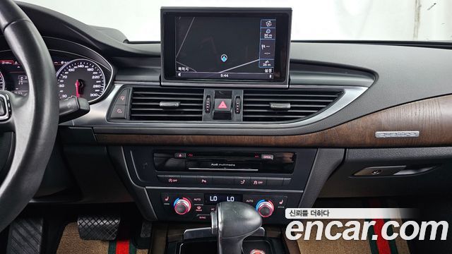 Audi A7 2014 — photo 15