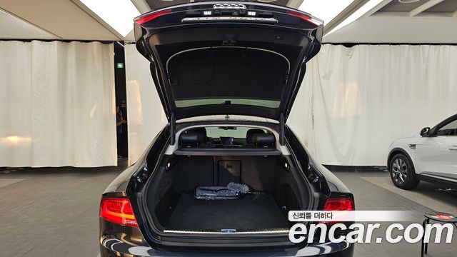 Audi A7 2014 — photo 20