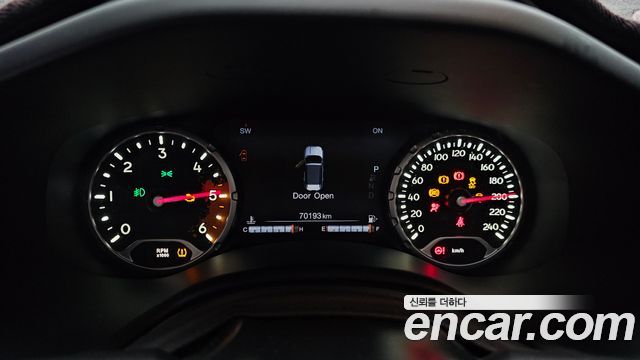 Jeep Renegade 2016 — photo 8