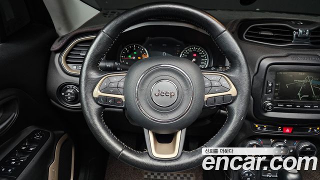 Jeep Renegade 2016 — photo 14