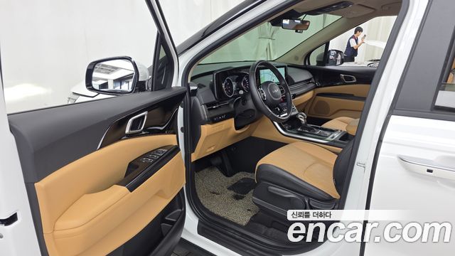 Kia Canival 2023 — photo 13