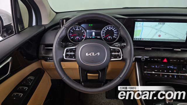 Kia Canival 2023 — photo 19