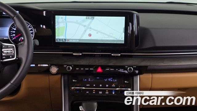 Kia Canival 2023 — photo 20