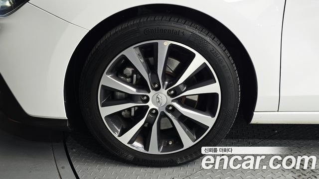 Hyundai i30 2019 — photo 5