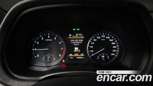 Hyundai i30 2019 — photo 11