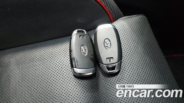 Hyundai i30 2019 — photo 22