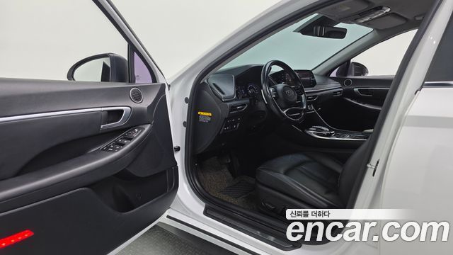 Hyundai Sonata 2020 — photo 11