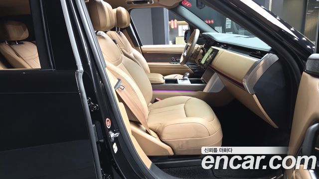 Land Rover Range Rover 2026 — photo 17
