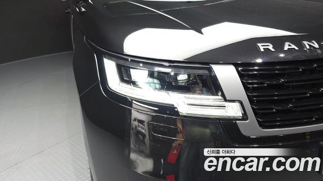 Land Rover Range Rover 2026 — photo 8
