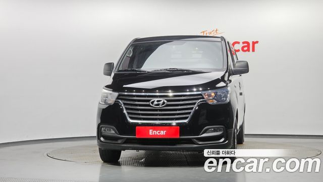 Hyundai Starex 2018 — photo 3