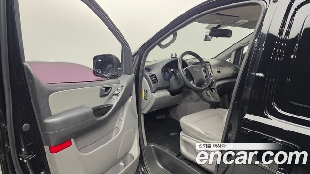 Hyundai Starex 2018 — photo 10
