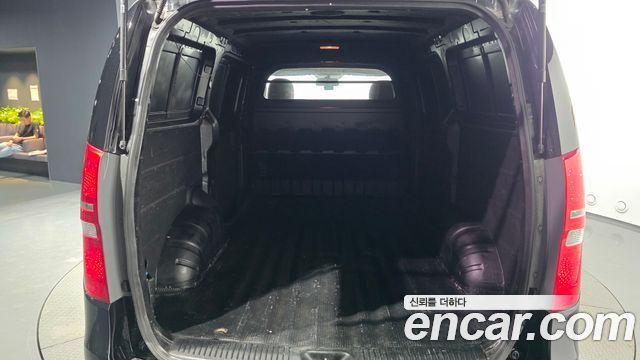 Hyundai Starex 2018 — photo 20