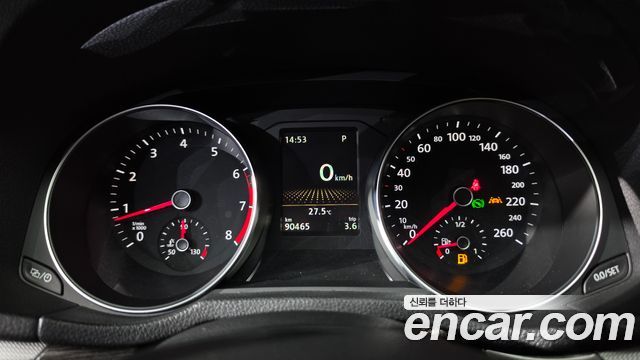 Volkswagen Passat 2018 — photo 11