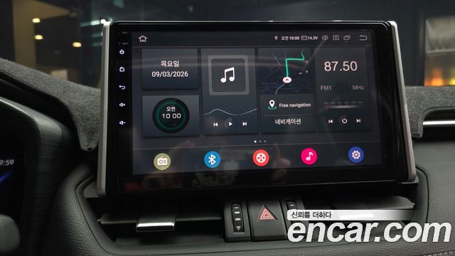 Toyota RAV4 2019 — photo 14