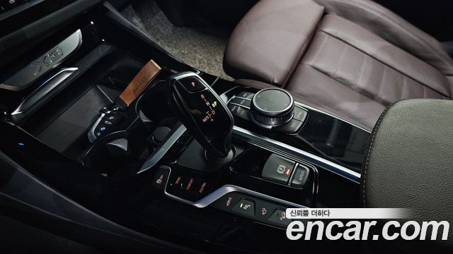 BMW X3 2021 — photo 9