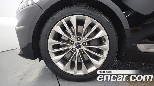 Kia K9 2022 — photo 5