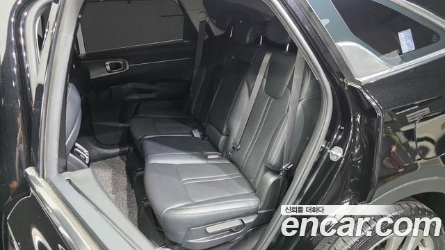 Kia Sorento 2021 — photo 16