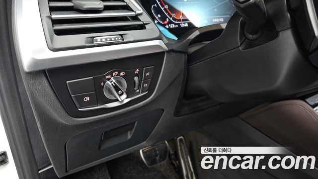 BMW X4 2022 — photo 20