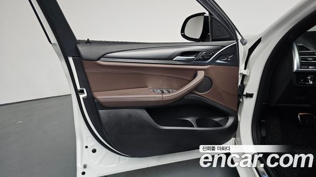 BMW X4 2022 — photo 14