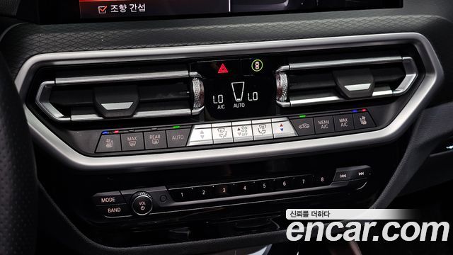BMW X4 2022 — photo 27