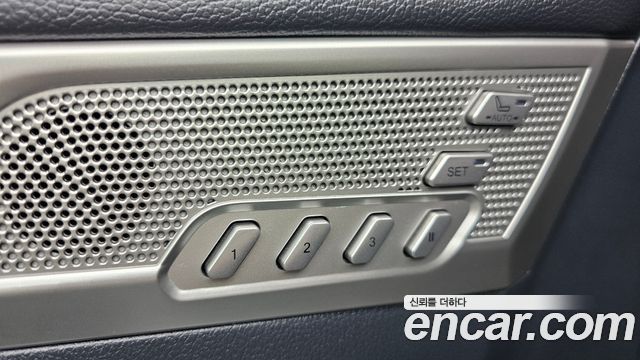 KG Mobility Rexton 2018 — photo 19