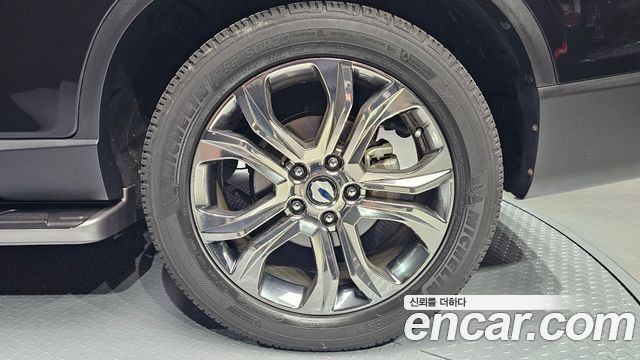 KG Mobility Rexton 2018 — photo 7