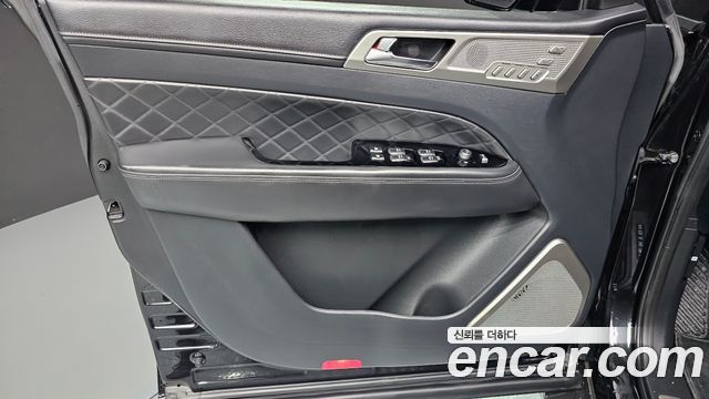 KG Mobility Rexton 2018 — photo 14