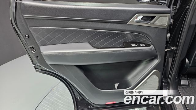 KG Mobility Rexton 2018 — photo 15