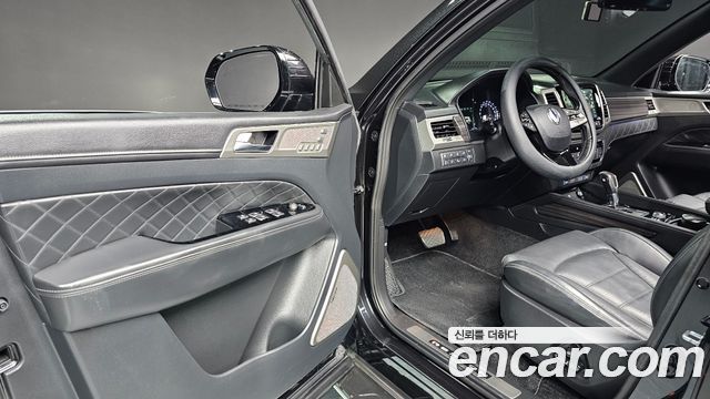 KG Mobility Rexton 2018 — photo 16