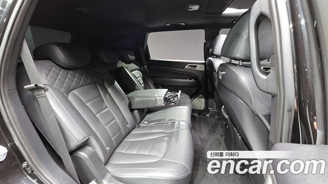 KG Mobility Rexton 2018 — photo 31