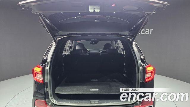 KG Mobility Rexton 2018 — photo 32