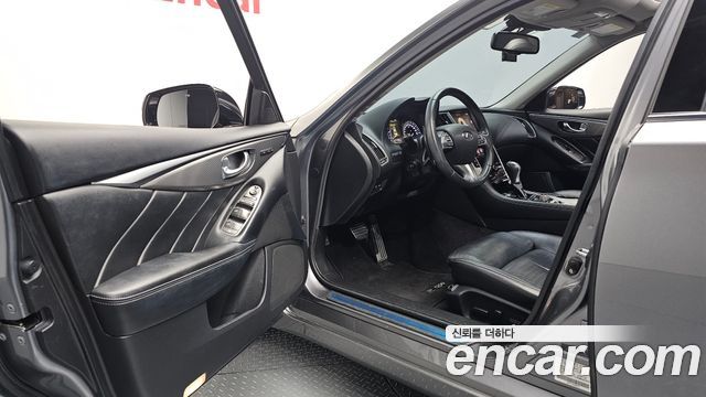 Infiniti Q50 2016 — photo 10