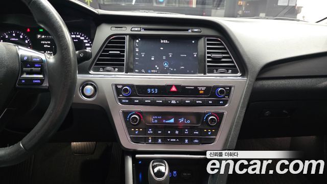 Hyundai Sonata 2016 — photo 14
