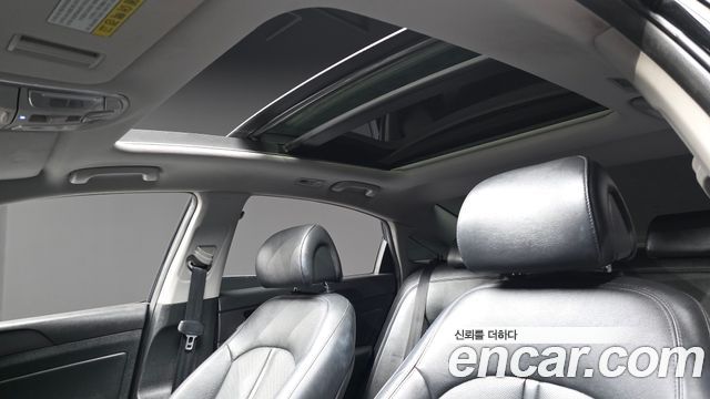 Hyundai Sonata 2016 — photo 17