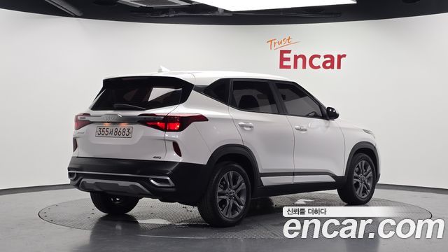 Kia Seltos 2023 — photo 2