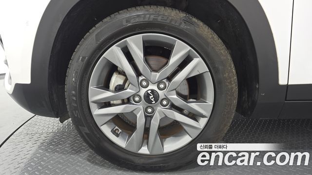 Kia Seltos 2023 — photo 5