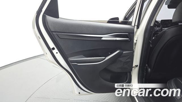 Kia Seltos 2023 — photo 15