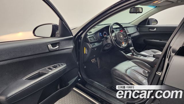 Kia K5 2017 — photo 10